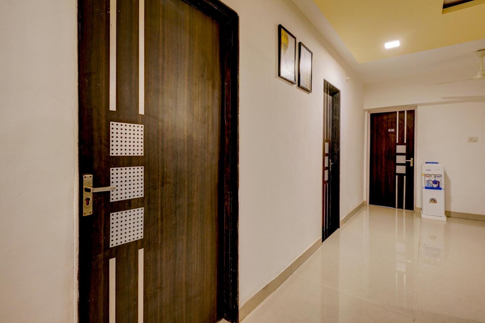 Hotel Rio Corporate House à Bombay Extérieur photo
